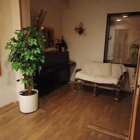 Perfect Place For Kind Of Groups דירה